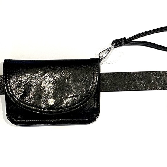 Vince Camuto Black Belt Bag - New with tags - Picture 2 of 16